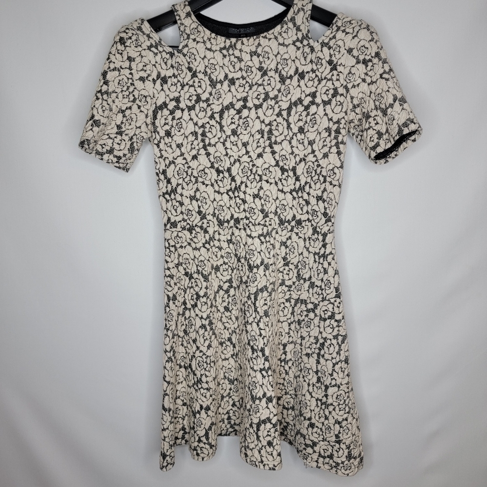Topshop Floral Textured Cold Shoulder Dress - Picture 7 of 11